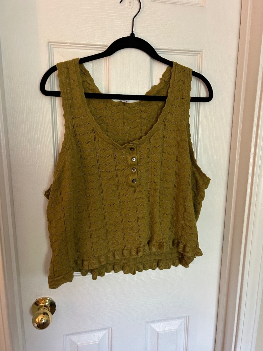Old Navy Eyelet Knit Button Up Tank Olive XXL